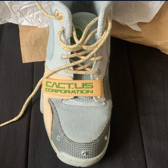 Travis Scott air trainers - Picture 5 of 6